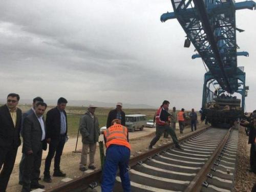 مقاله: پیمانکاران راه آهن اردبیل