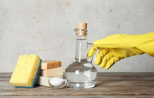 20 کاربرد باورنکردنی سرکه برای نظافت خانه