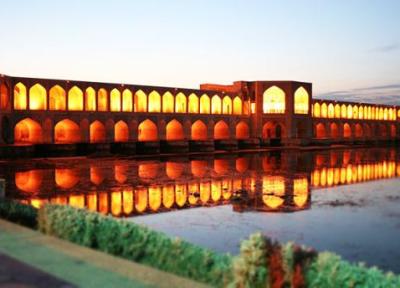 جاهای دیدنی اصفهان؛ 15 جاذبه دیدنی نصف دنیا