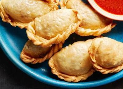 طرز تهیه پیراشکی با خمیر نانوایی ؛ یک شام دلپذیر و خوش طعم